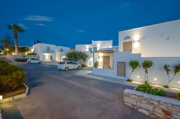 Hotel Lianos Village