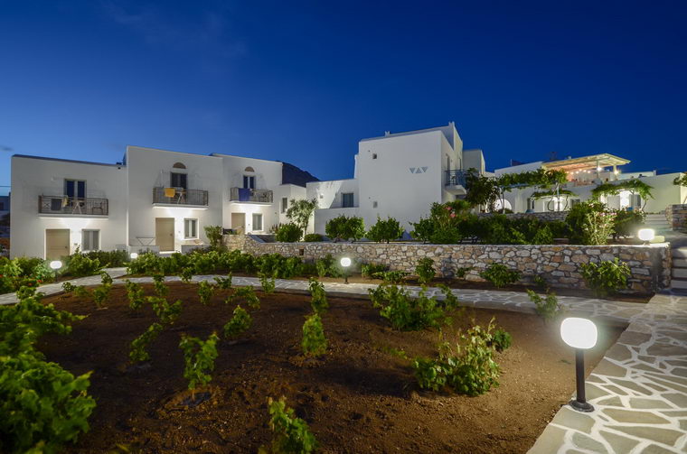 Hotel Lianos Village